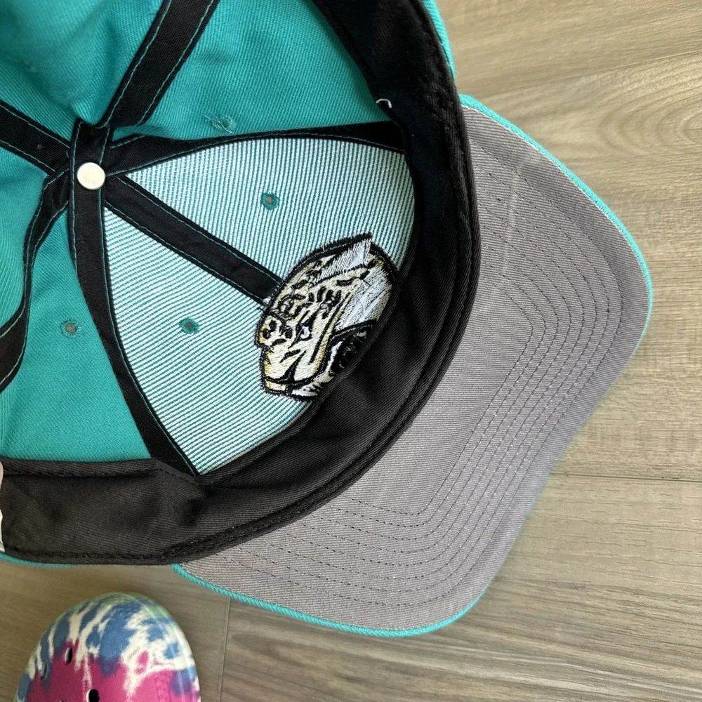 Vintage‎ Jacksonville Jaguars Twins Enterprise Snapback Retro Logo Hat 90s